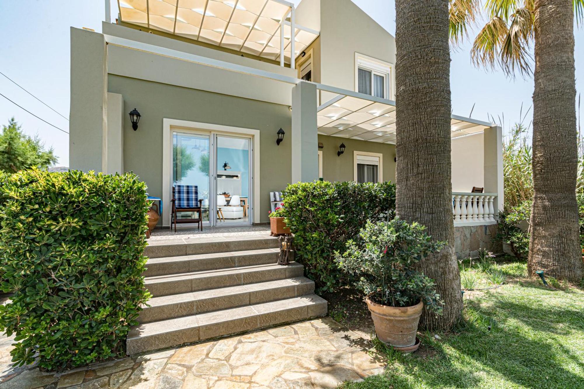 Big Blue Exclusive Beachfront Villa Kissamos Bagian luar foto