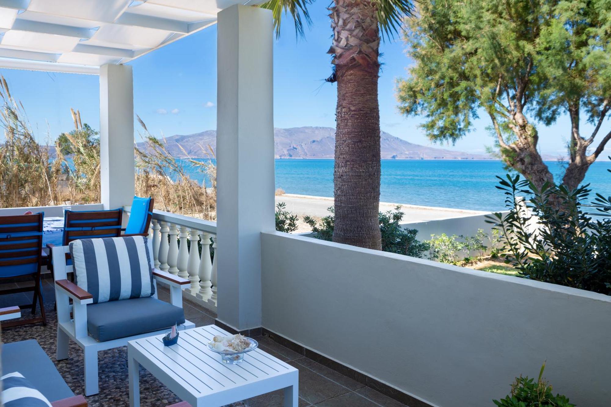 Big Blue Exclusive Beachfront Villa Kissamos Bagian luar foto