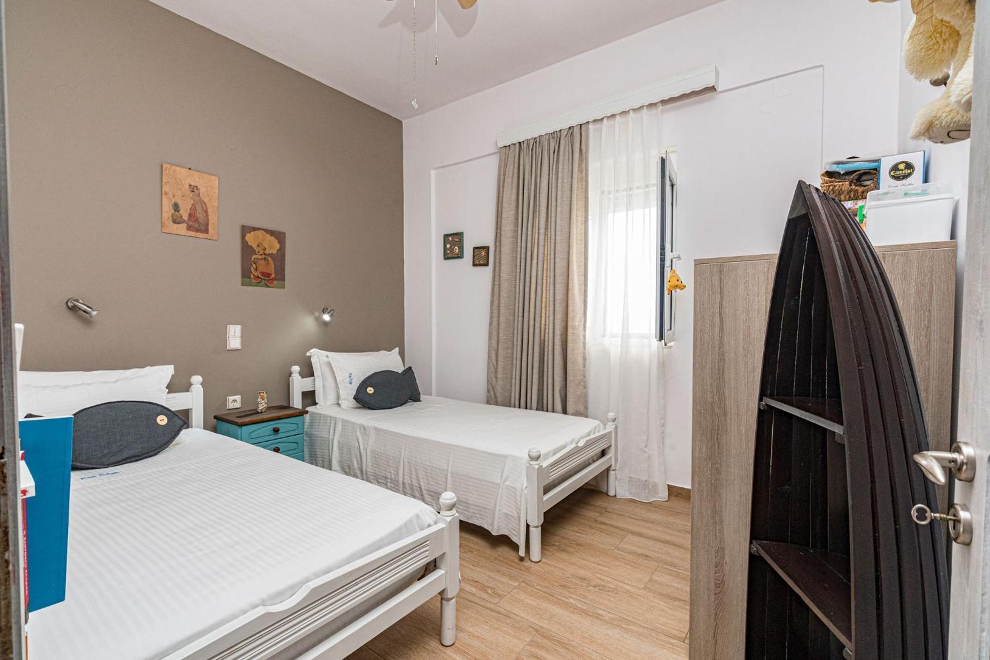 Big Blue Exclusive Beachfront Villa Kissamos Bagian luar foto